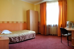 Pokoje jednoosobowe na miesiąc