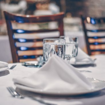 Jak się ubrać na wigilię firmową w restauracji?