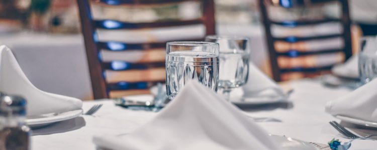 Jak się ubrać na wigilię firmową w restauracji?